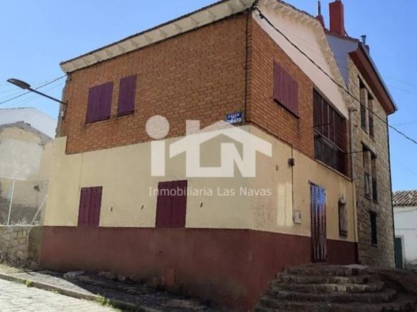 House or villa for sale in Peñón, Las Navas del Marqués