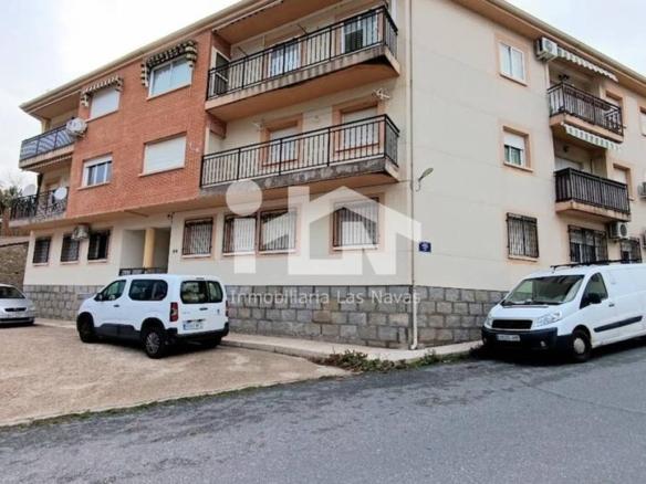 Apartment for sale on Calle Menendez Pelayo, Sotillo de la Adrada