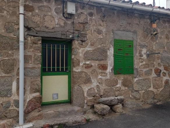 Townhouse for sale on Calle Buen Gobernador, 43, Muñana