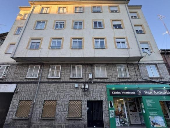 Apartment for sale on Calle San Pedro Bautista, San Antonio