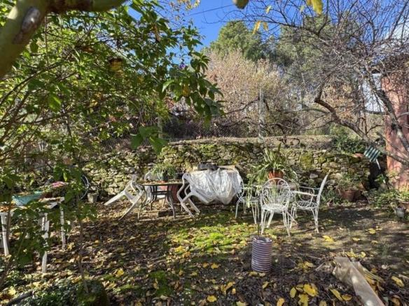 House or villa for sale in Diseminados, Candeleda