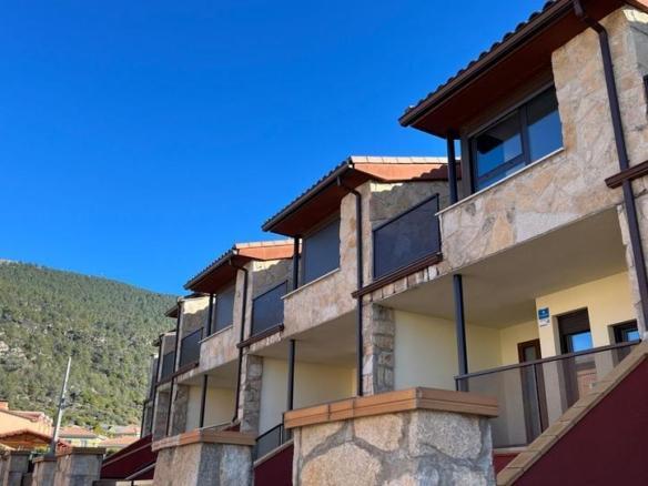 House or villa for sale at Academico Jose Alberto Rodriguez Zazo, 18, El Barraco