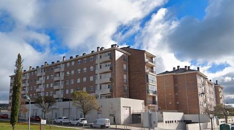 Commercial premises for sale on Calle Victimas del Terrorismo, Universidad