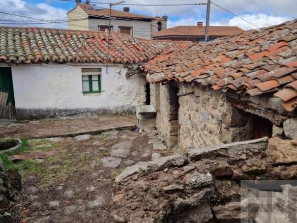 House or chalet for sale in N/a, Solosancho