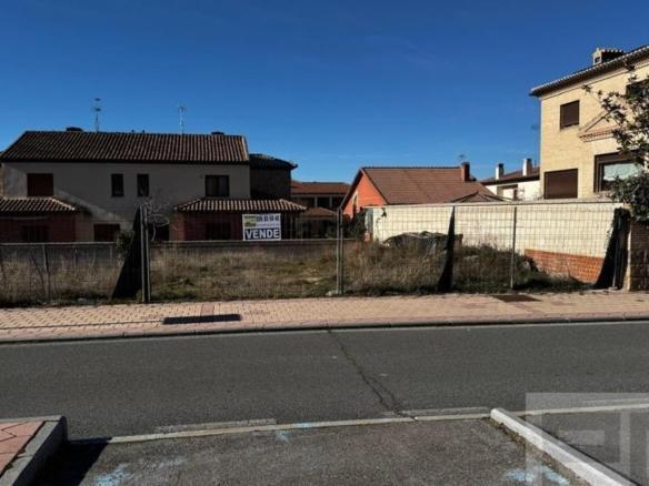 Residential property for sale in N/a, Hervencias