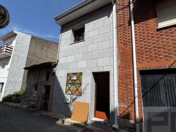 House or villa for sale in N/a, San Juan del Molinillo