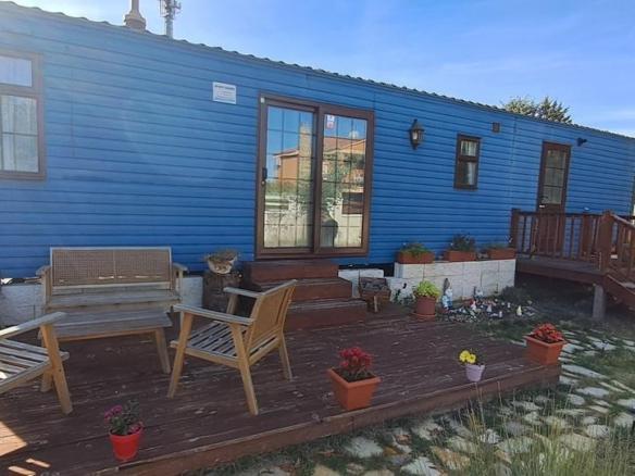 House or villa for sale on Calle Circular I, Maello