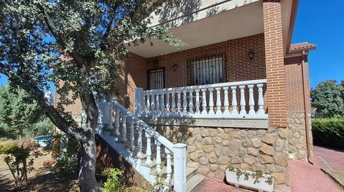 House or villa for sale on Calle Castilla, Maello
