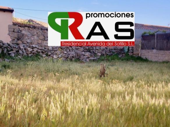 Industrial land for sale at Calle Campanario, 211, Solosancho