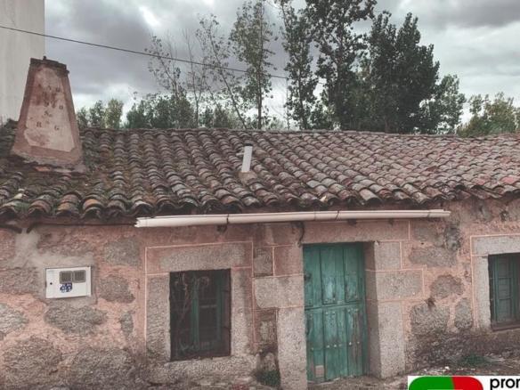 Townhouse for sale on Calle Fragua, 64, Solosancho