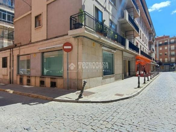 Commercial space for sale in the city center