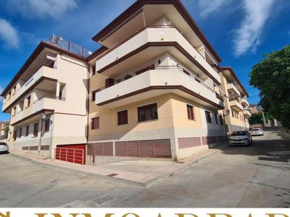 Garage for sale in Machacalinos, La Adrada