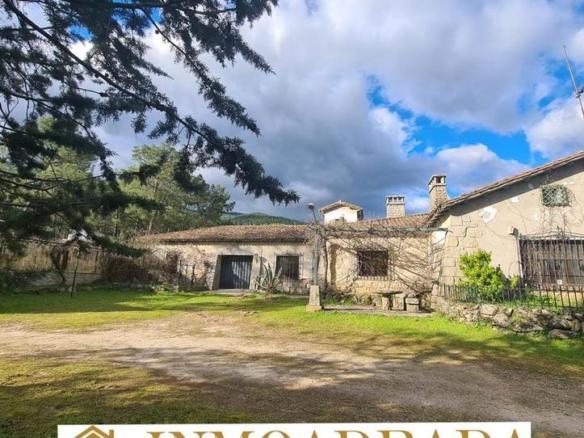 Rustic property for sale in CM 501, La Adrada