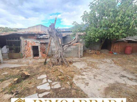 Industrial building for sale in Larga, La Adrada