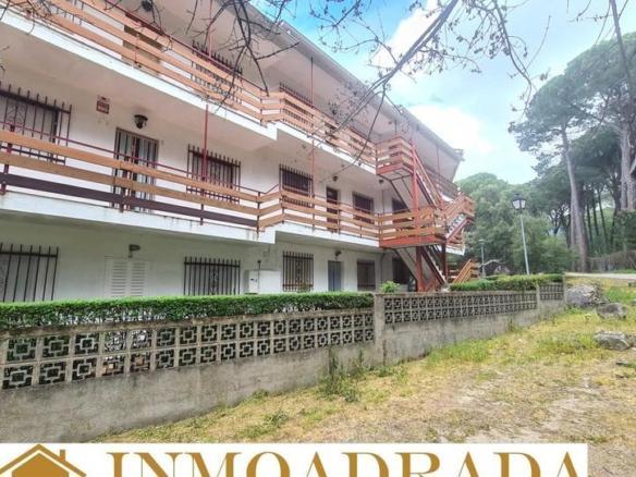 Apartment for sale in Bellas Vistas I Urbanization, La Adrada