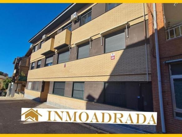 Ground floor apartment for sale in Juan Ramón Jiménez, La Adrada