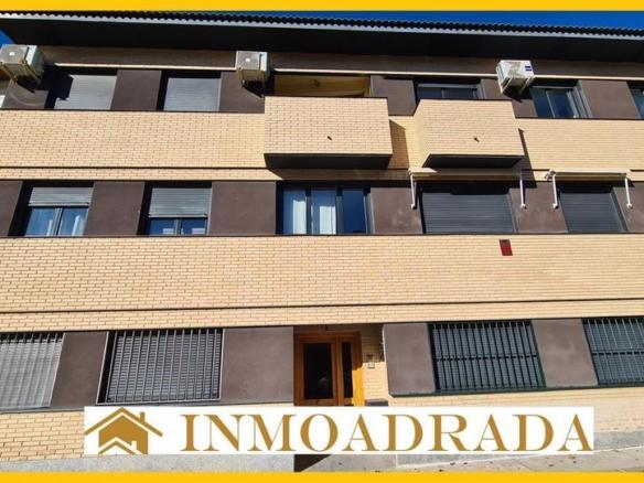 Apartment for sale in Juan Ramón Jimenez, La Adrada