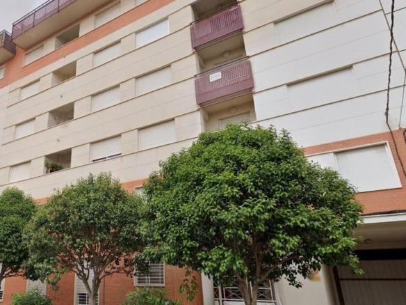 Apartment for sale on Avenida Herminio Almendros, Almansa