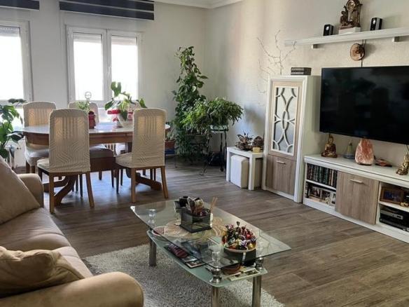 Apartment for sale in Almansa