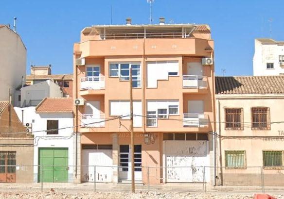 Apartment for sale on Calle Comandante Escribano Ballesteros, 30, La Roda
