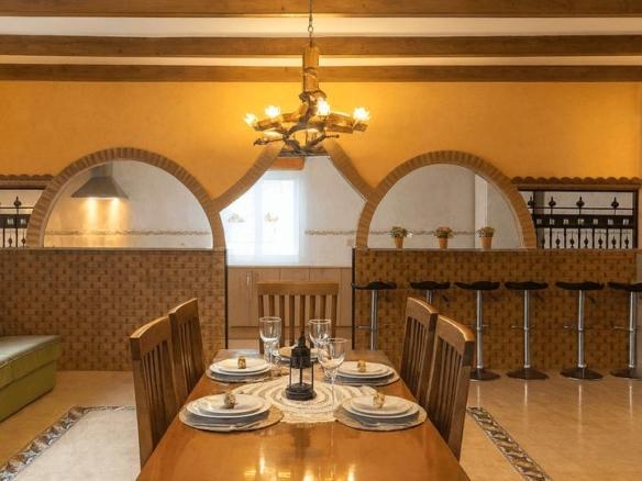 House or villa for sale on Calle Pi y Margall, 4, La Roda