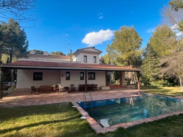 House or villa for sale in Pedanías – Extrarradio