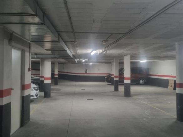 Garage for sale on Calle Santa Quiteria, Carretas – Pajarita