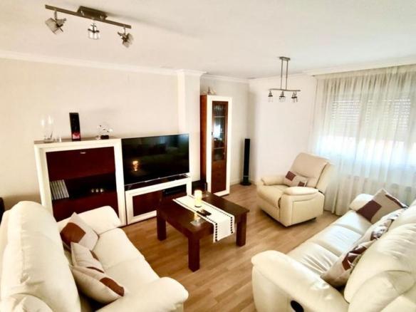 Townhouse for sale in Faculty of Medicine
