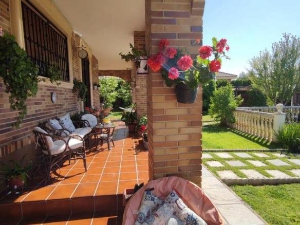 House or villa for sale in Pedanías – Extrarradio