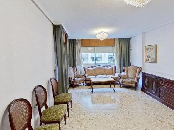 Apartment for sale on Calle de San Agustín, Carretas – Pajarita