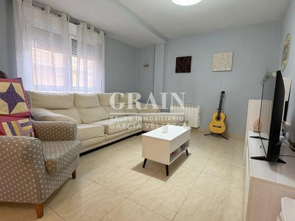 Apartment for sale in Ensanche – Franciscanos