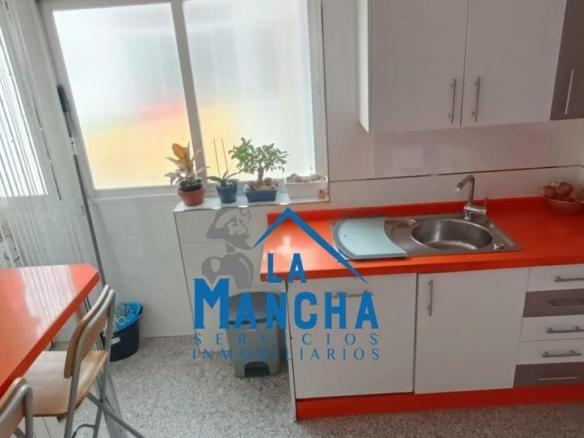 Apartment for sale on Doctor Fleming Street, Fatima