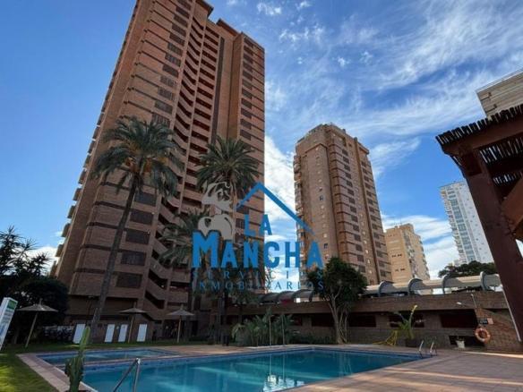 Apartment for sale on Avenida Alcoi, Playa Levante