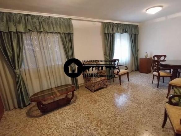 Apartment for sale in Ensanche – Franciscanos