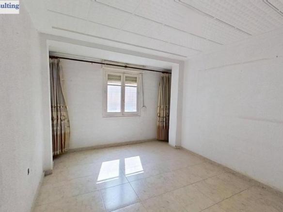 Apartment for sale in Ensanche – Franciscanos