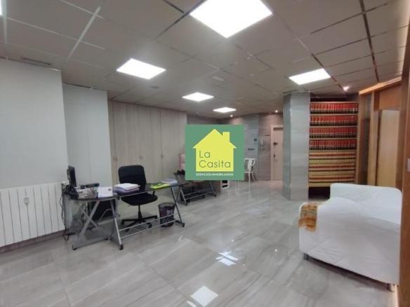 Office for sale in the city center