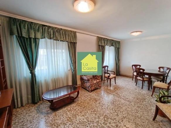 Ground floor apartment for sale in Ensanche – Franciscanos