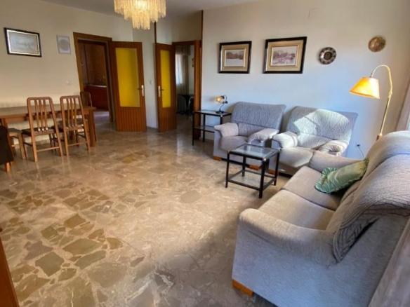 Apartment for sale on Calle María Marín, Ensanche – Franciscanos