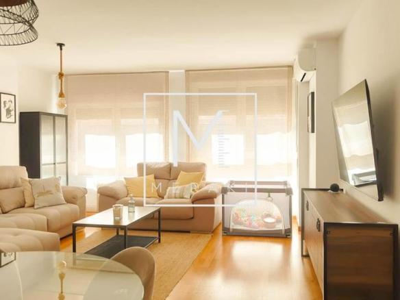Apartment for sale in Ensanche – Franciscanos