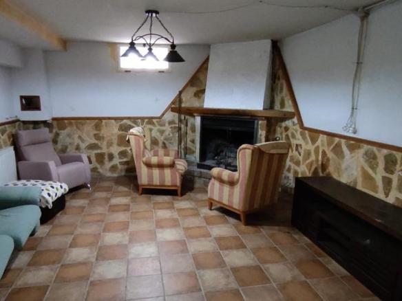 Townhouse for sale in Pedanías – Outskirts
