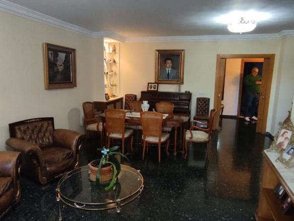 Apartment for sale in the city center