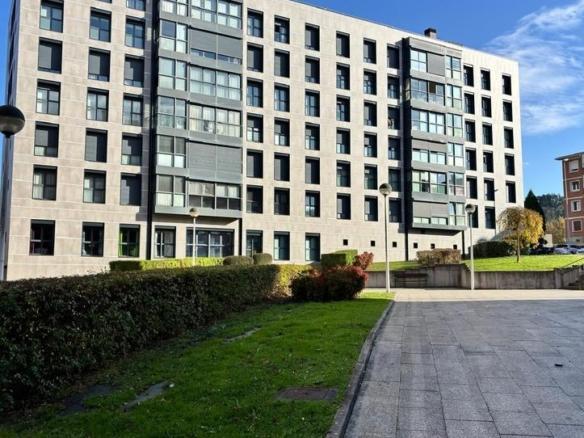 Apartment for sale in Laudio / Llodio
