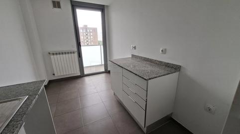 Apartment for sale on Avenida de Los Derechos Humanos, Zabalgana