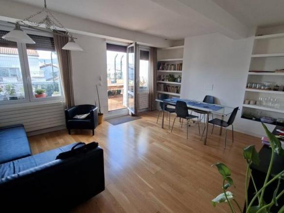 Penthouse for sale on Olagibel Kalea, Ensanche