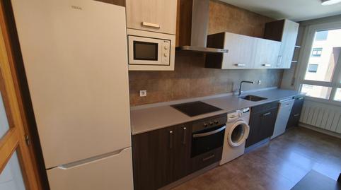 Apartment for sale on Calle Ingeniero Alejandro Mendizabal, Salburua – Arantzabela