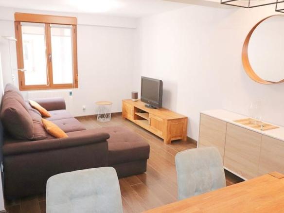Apartment for sale in Pintoreria, Old Town