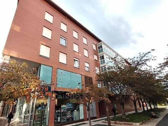 Apartment for sale in Gerardo Diego Kalea, 1, Lakua-Bizkarra