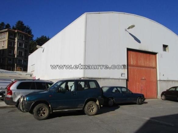 Industrial building for sale in Laudio / Llodio