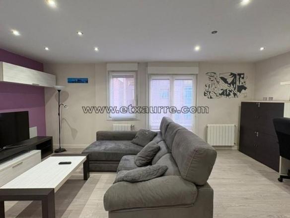 Apartment for sale in Laudio / Llodio