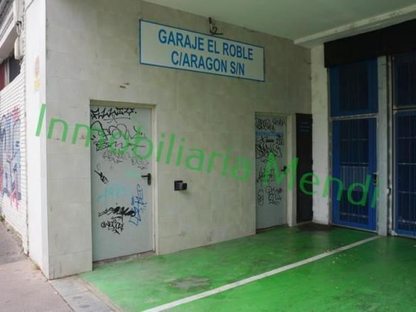 Commercial premises for sale on Calle de Aragón, Santiago – Arana